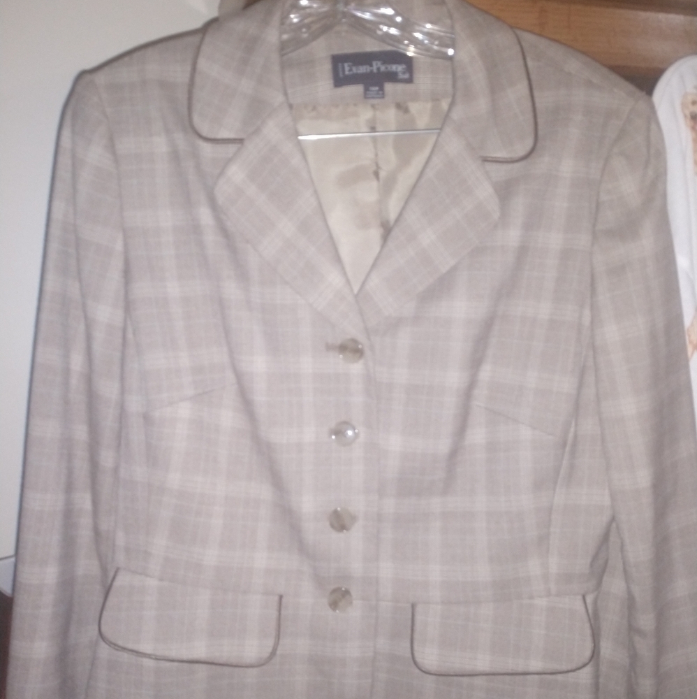 Evan Picone brown plaid 2 PC suit, 14P